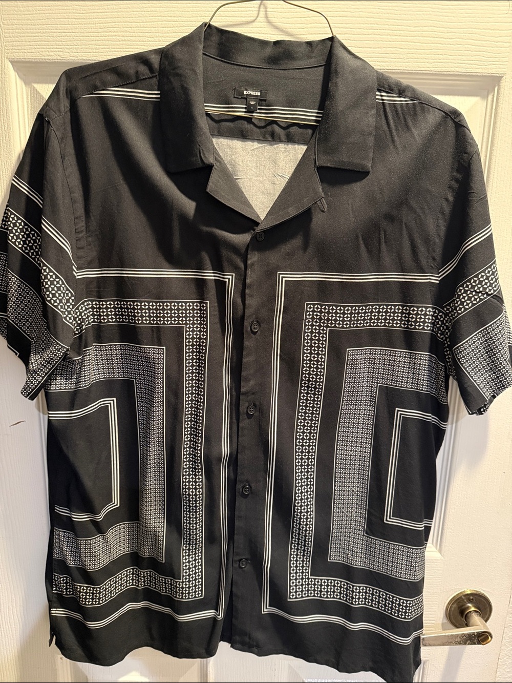 Express Black Short-Sleeve Button-Up Shirt with White Geometric Print